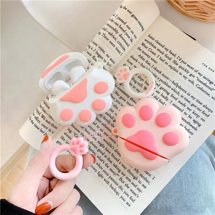 Airpods Case Soft Silicone Cover With Hook Clip For Airpods (Cute Paw Claw)