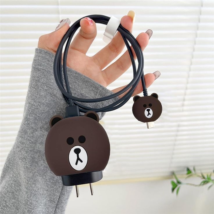 Cute Cartoon Series Fast Charger Protector for iPhone (Brown Bear)