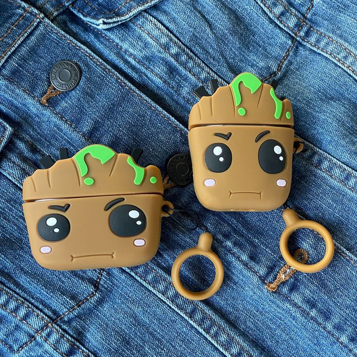 Airpods Case Soft Silicone Cover With Hook Clip For Airpods (Groot)