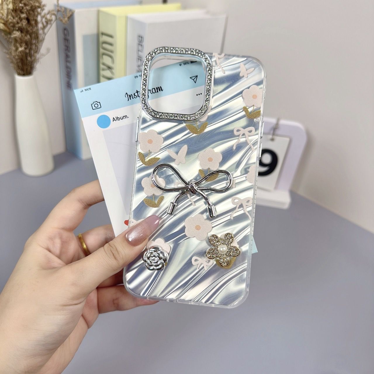 Floral Frost Bow For Phone Case