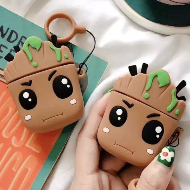 Airpods Case Soft Silicone Cover With Hook Clip For Airpods (Groot)