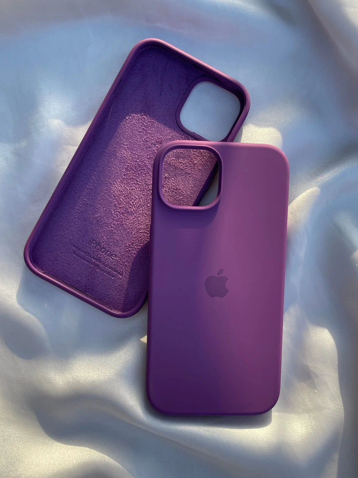 iPhone Original Liquid Silicone Phone Case (Violet)