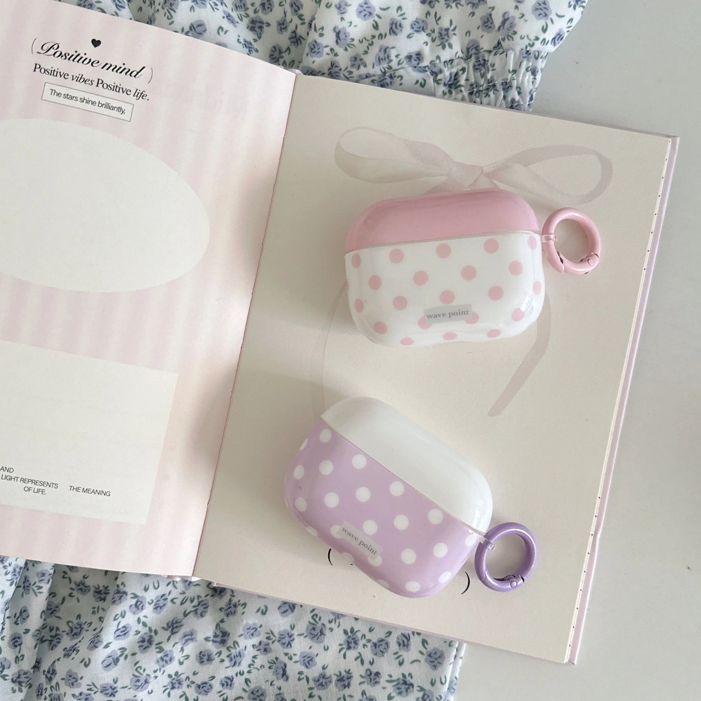 Wave Point Glossy Polka Dot AirPods Case