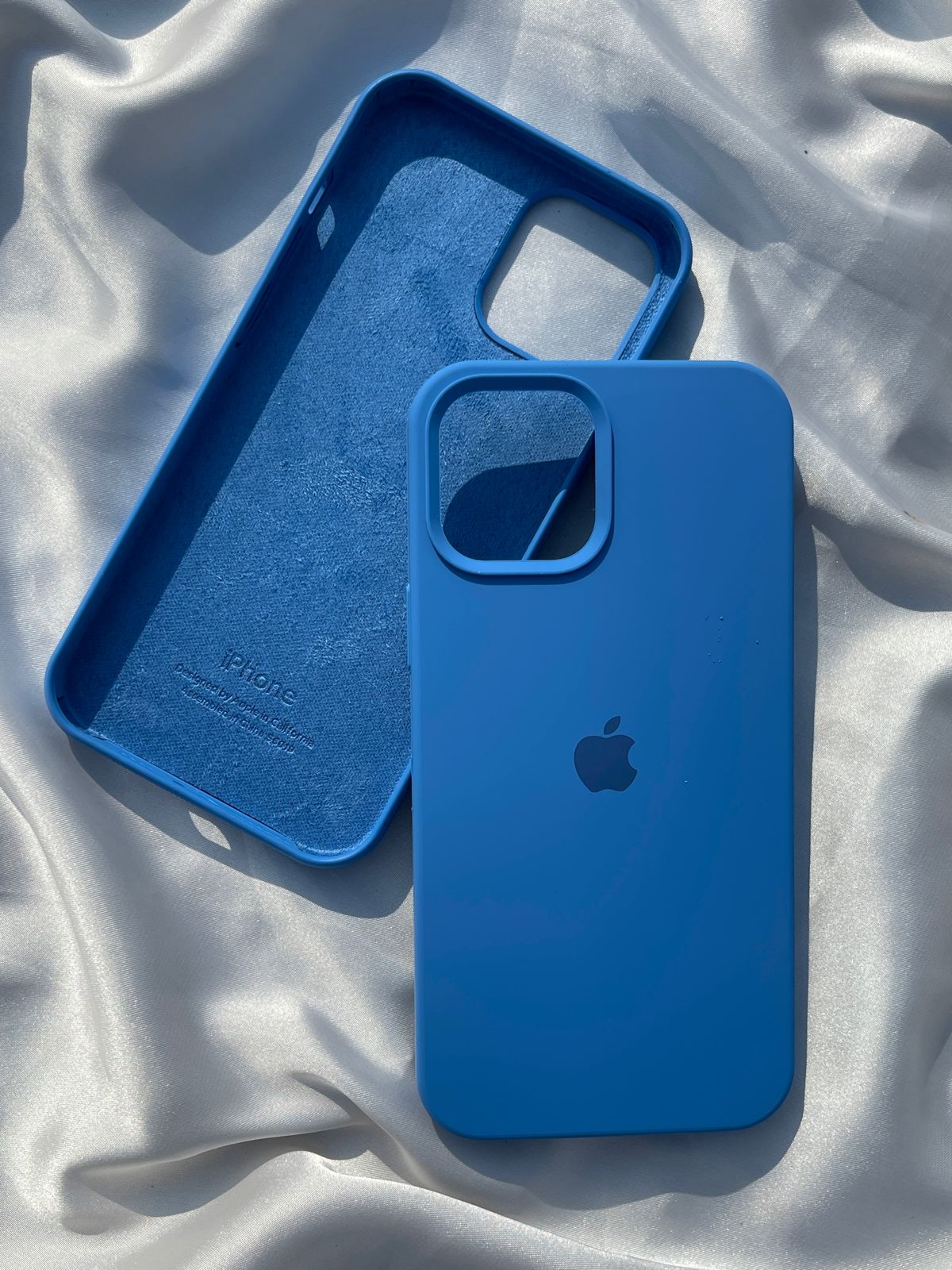 iPhone Original Liquid Silicone Phone Case (Royal Blue)