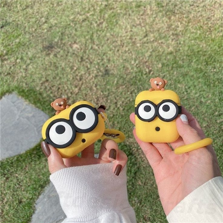 Airpods Case Soft Silicone Cover With Hook Clip For Airpods (Big Eyed Minions)