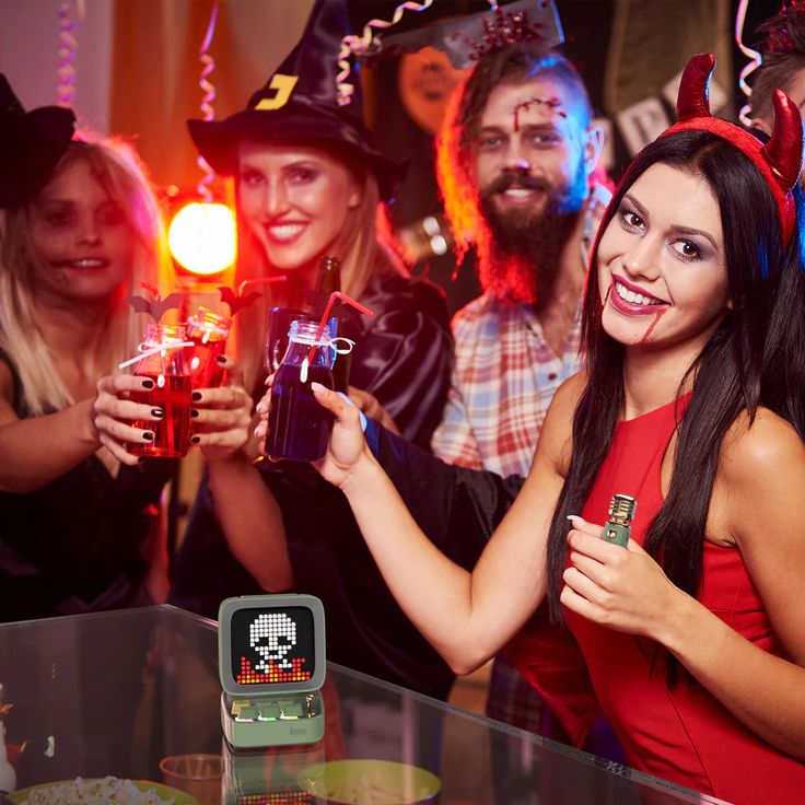 Divoom Ditoo PixelBeat Mic Mini Karaoke Machine Pixel Art Bluetooth Speaker