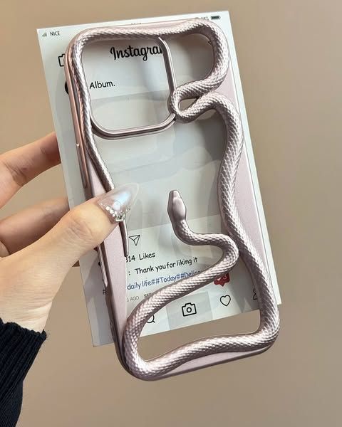 Hollow Snake Plating Phone Case For iPhone