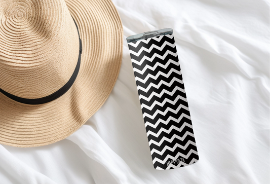 Zigzag Pattern Designer Tumbler With Metal Straw