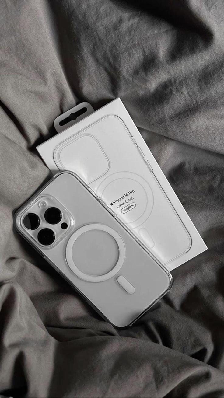 iPhone MagSafe Clear Phone Case