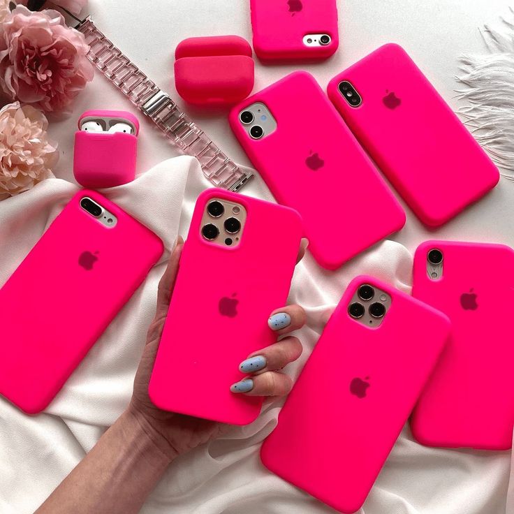 iPhone Original Liquid Silicone Phone Case (Hot Pink)